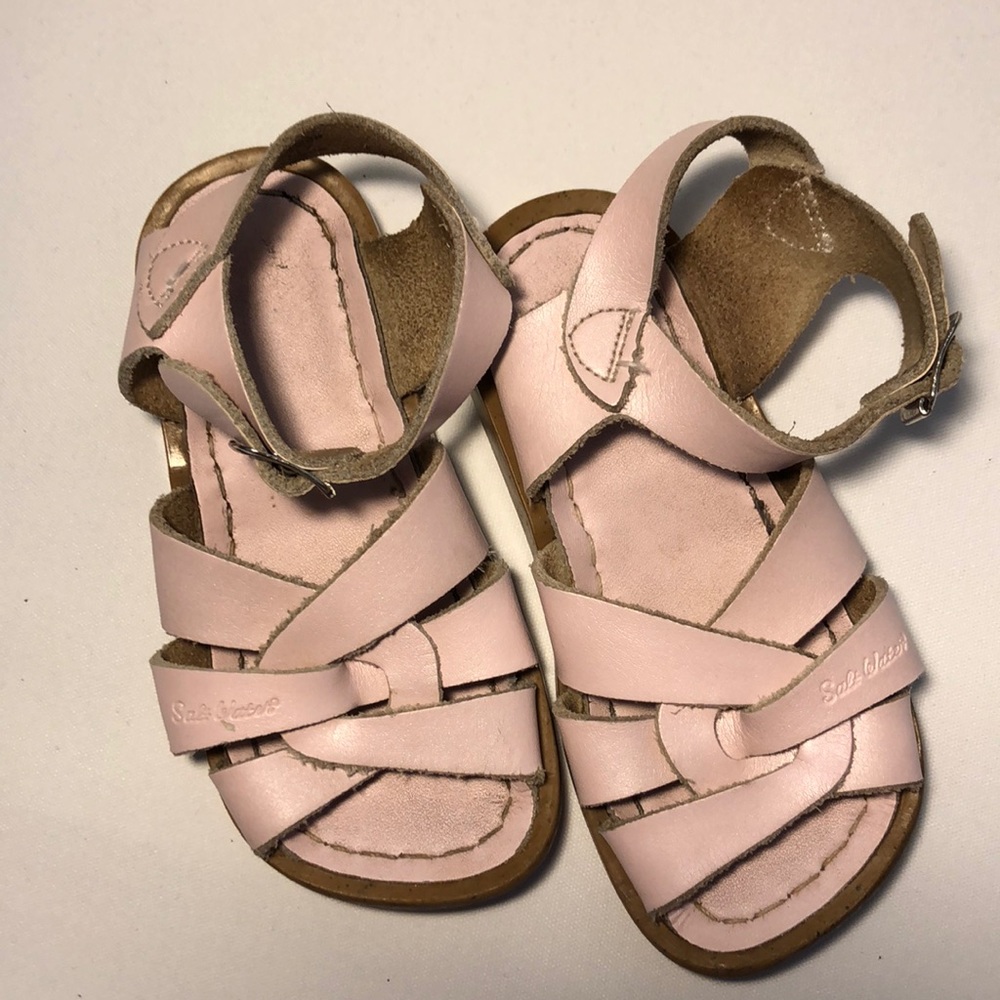 Salt water sandals light pink size 7